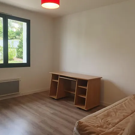 Villa Au Calme Avec Jardin, Proche Centre